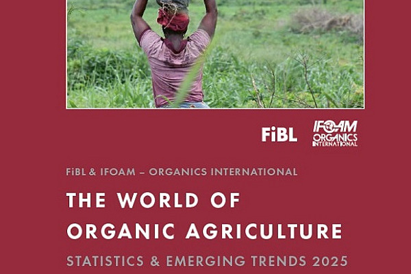 [Translate to Französisch:] Cover World of Organic Agriculture 2025.